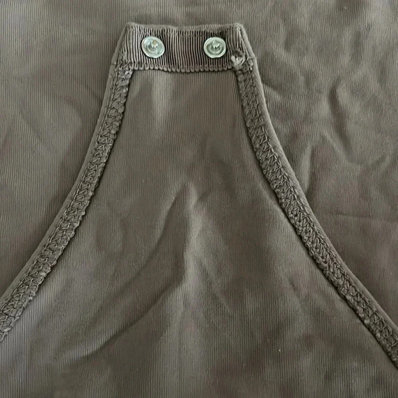 Babaton Aritzia Contour High Neck Short Sleeve Thong Bodysuit Brown Taupe Size S - Picture 10 of 11